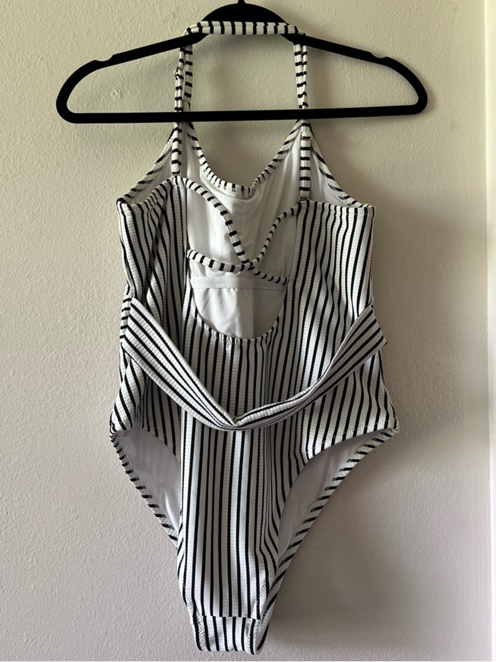 Shade & Shore Women's Ribbed One Piece Swimsuit Black/White Stripes - Picture 4 of 5